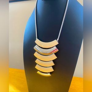 White & Silver Contemporary Necklace